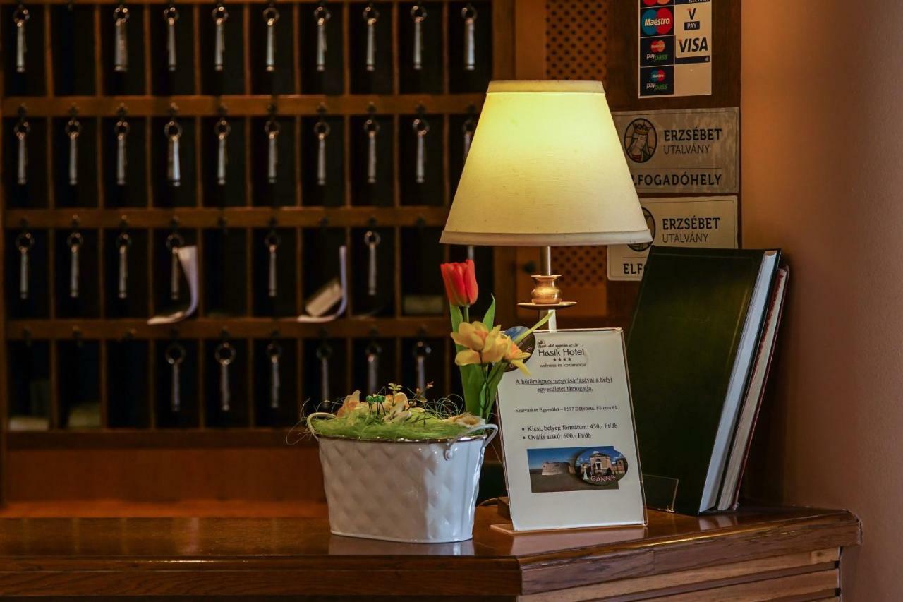 哈西克酒店 Magyarpolány 外观 照片